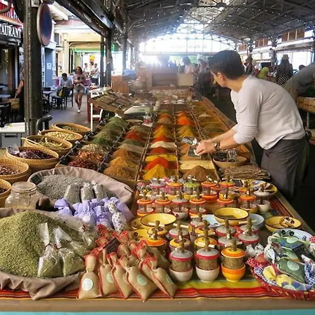 Cours Massena On Marché Provencal * Antibes