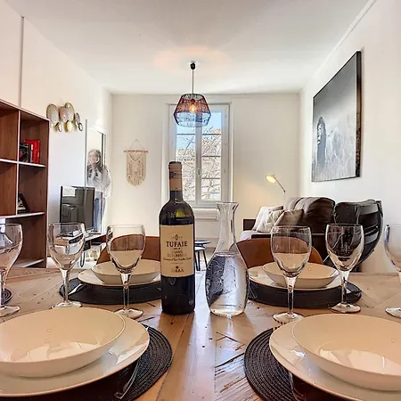 Cours Massena On Marché Provencal Antibes